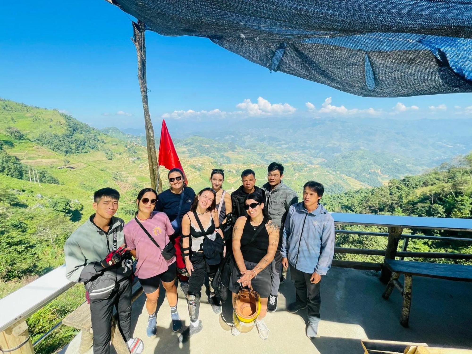 하 기앙 Strawberry House , Tour & Motorbikes Rentel B&B 외부 사진